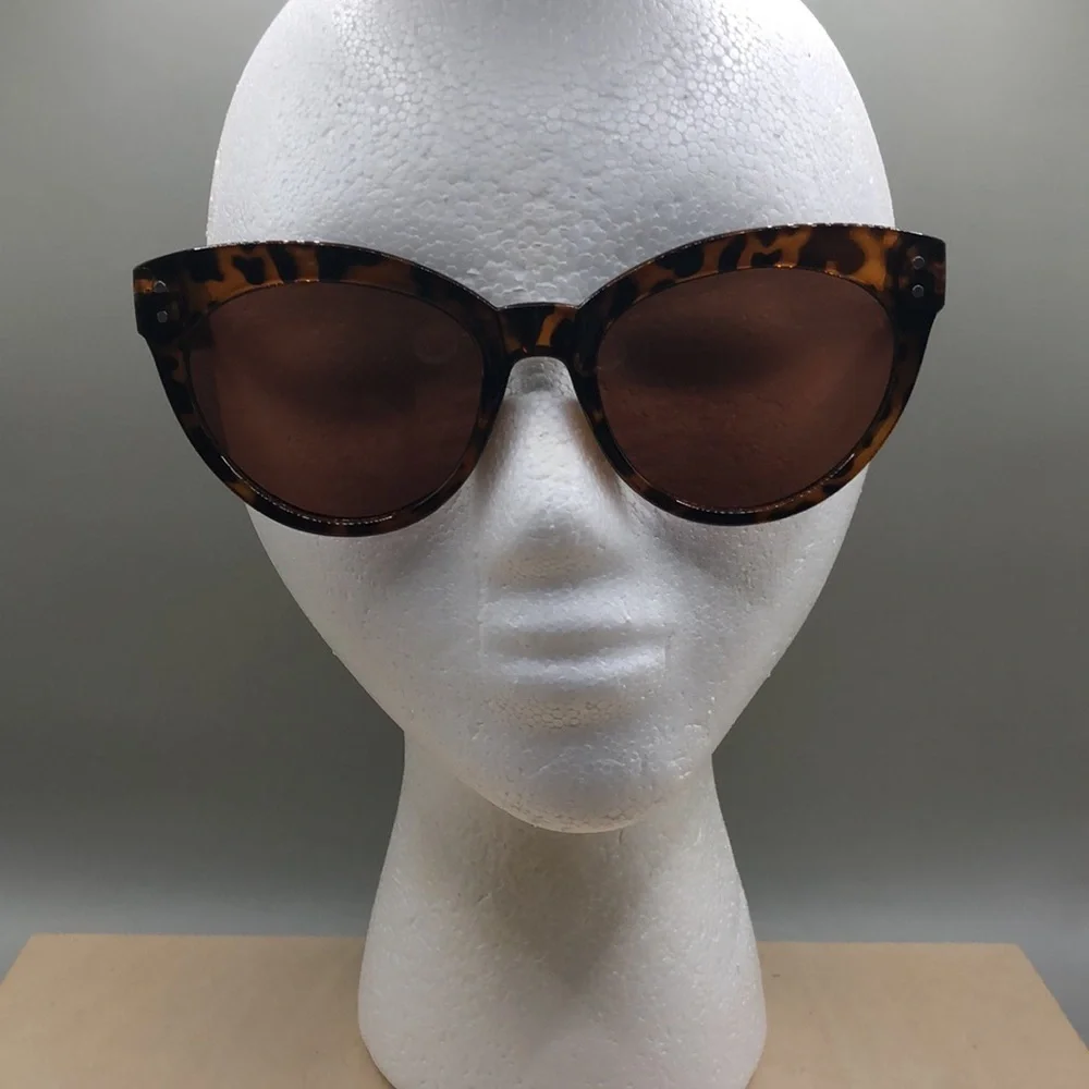 Saint Owen x CURATEUR Wylde Tortoise Shell Sunglasses Brown Cat Eye